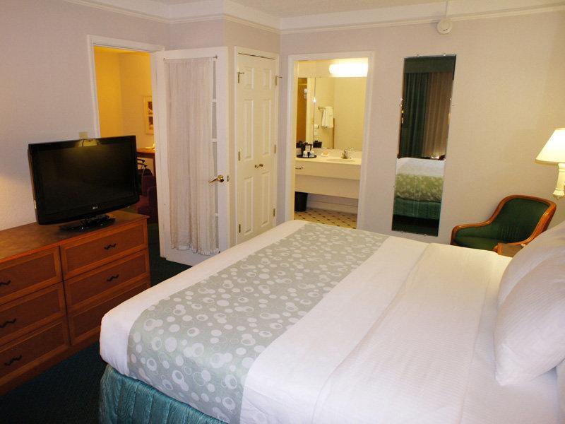 Extended Stay America Suites - Бристоль Экстерьер фото
